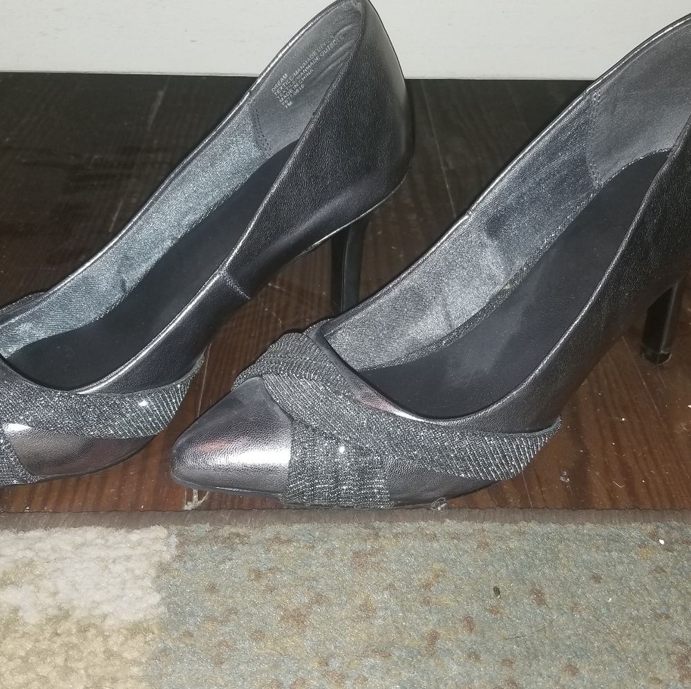 Women's shoes